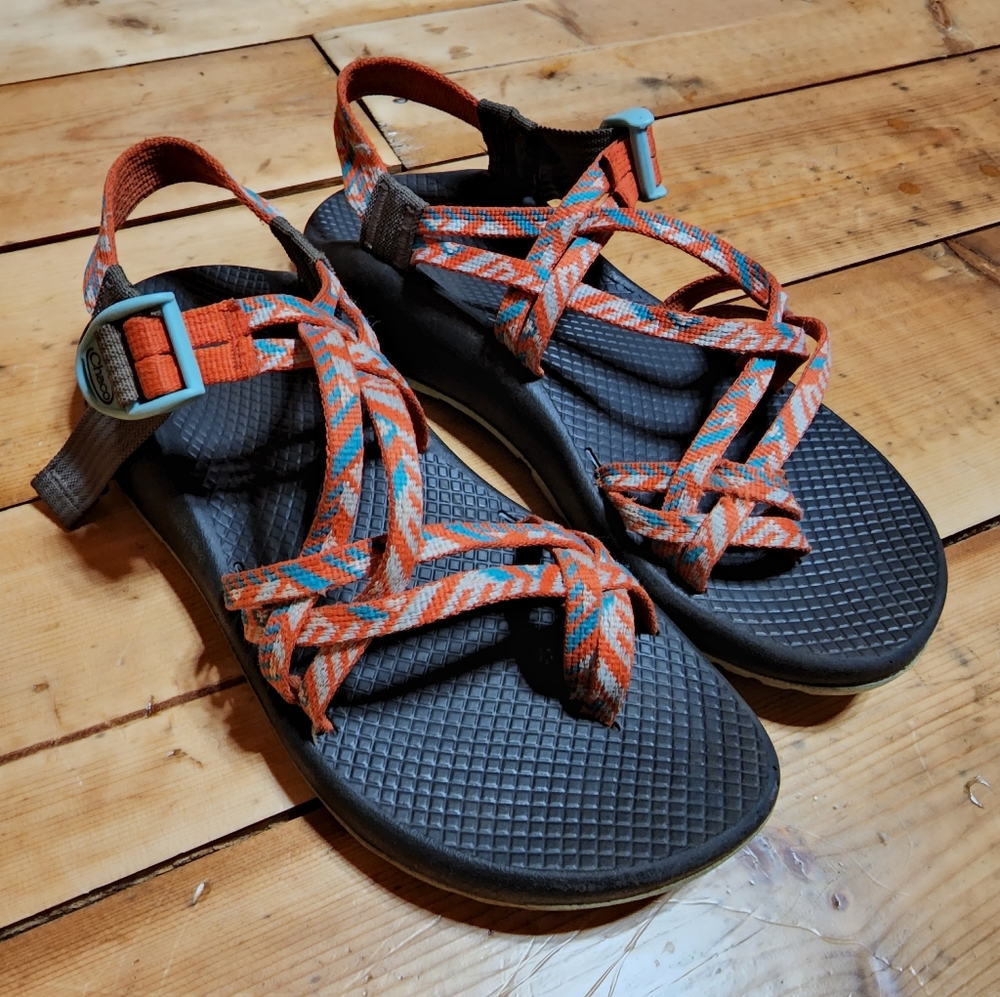 Womens Chaco size 8